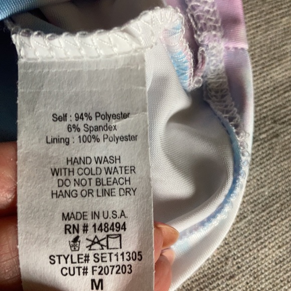 NWOT FashionNova long sleeve top - Picture 5 of 6